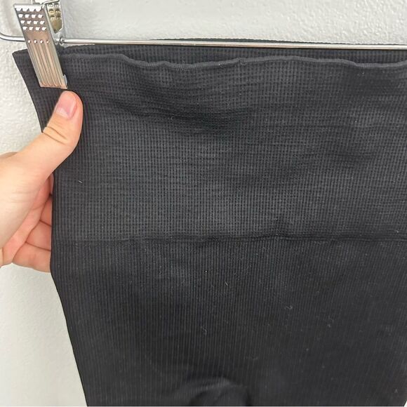 SPANX Black Look-At-Me Leggings Size Large - Picture 9 of 14